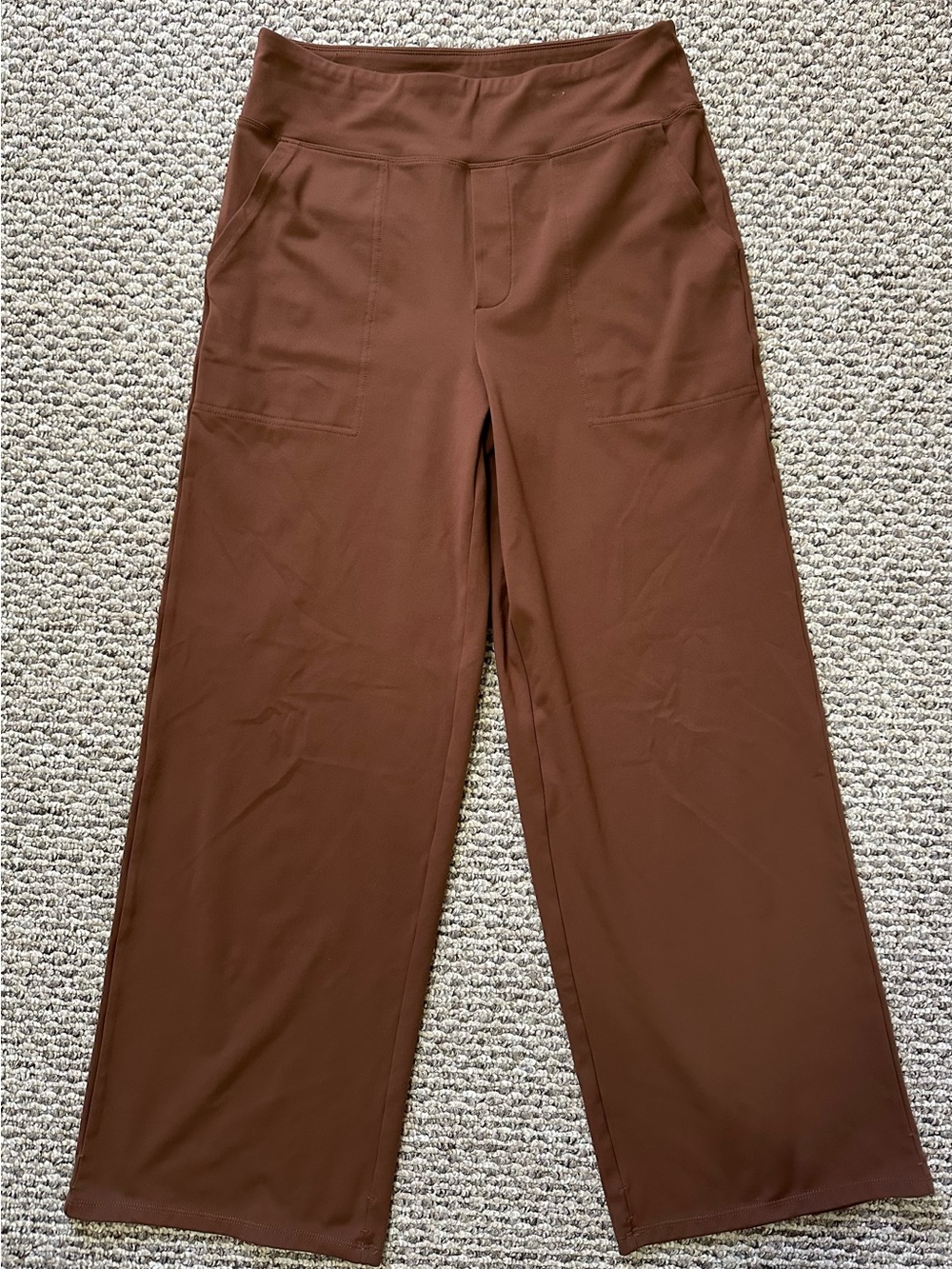 Wide Leg Pants in Brick Brown